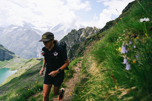Des Linden running on trail